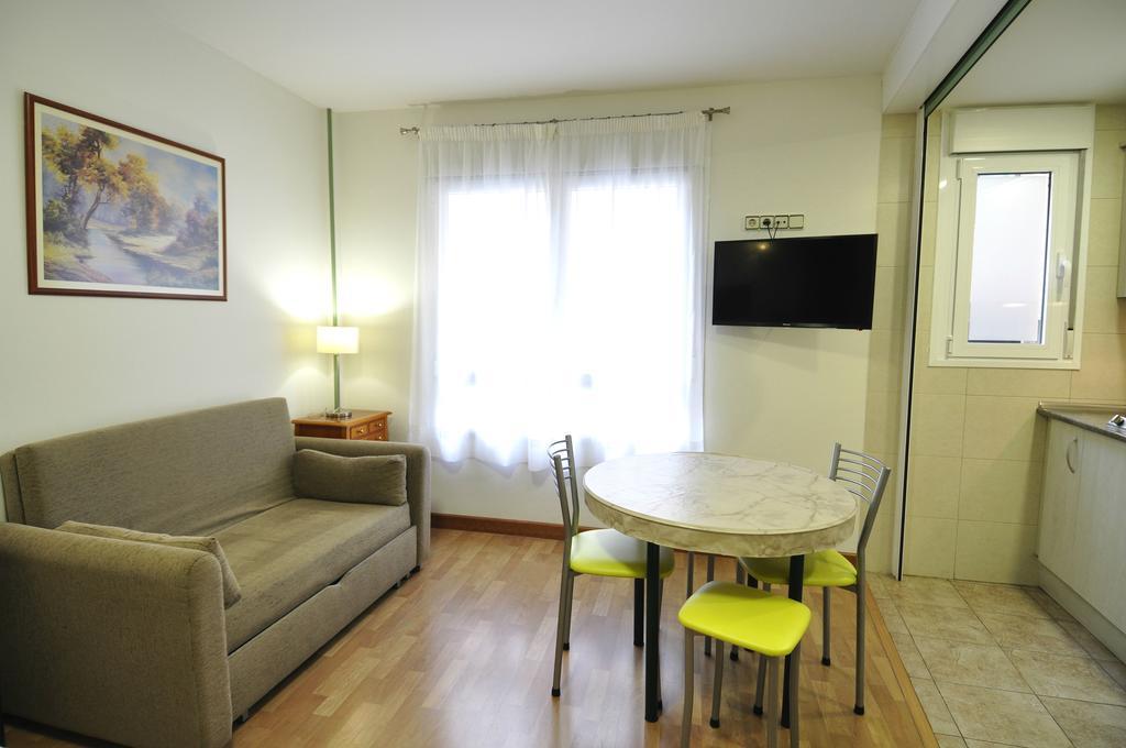 Hotel Apartamentos Aralso Segovia Kültér fotó