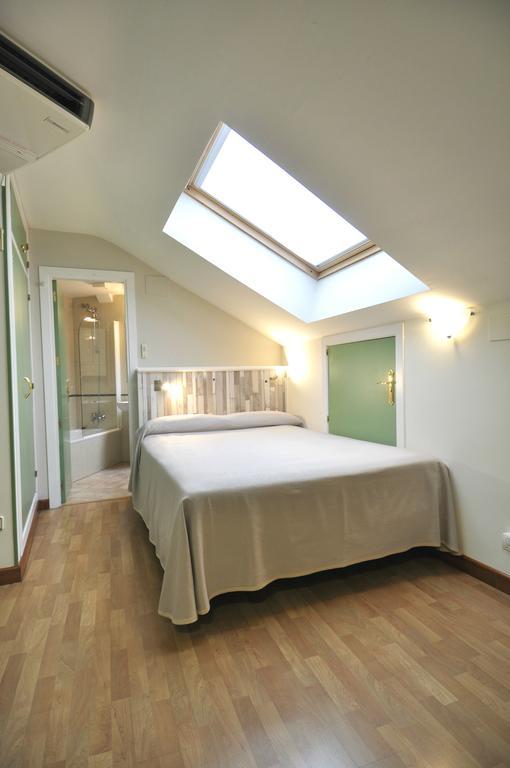 Hotel Apartamentos Aralso Segovia Kültér fotó