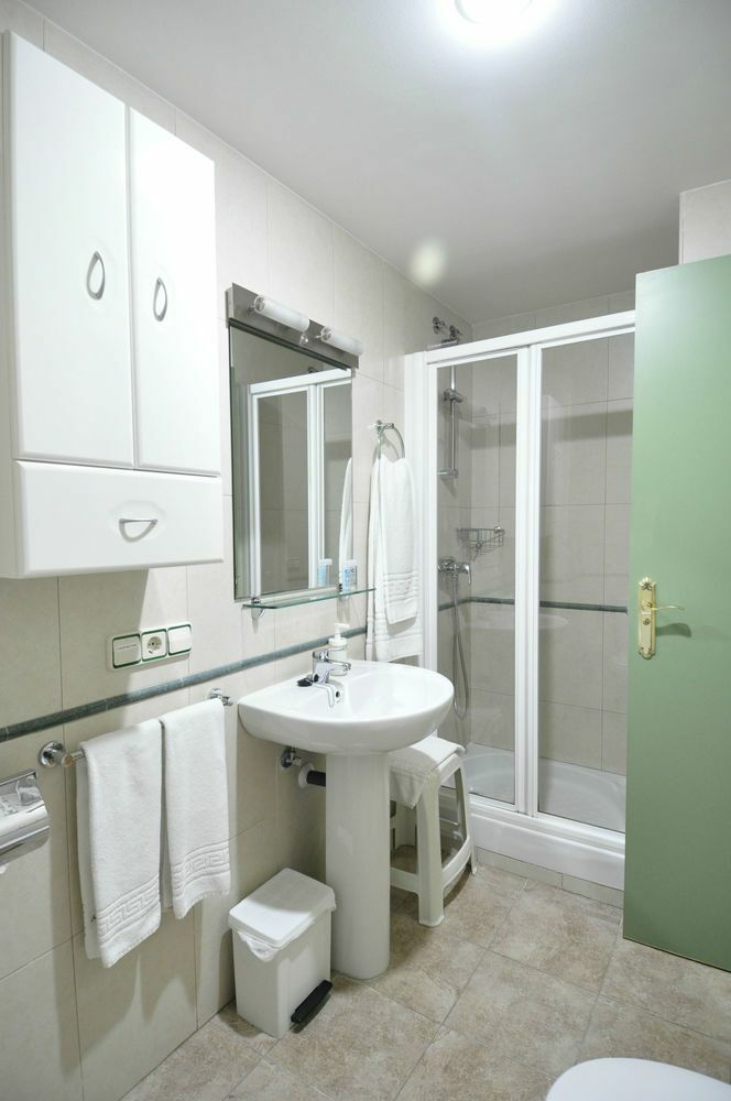 Hotel Apartamentos Aralso Segovia Kültér fotó